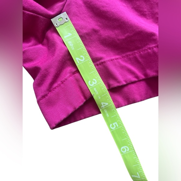 Vineyard Vines 3” Hot Pink Shorts Size 2 - Picture 6 of 7
